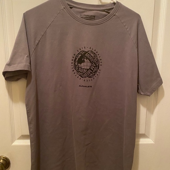 Alphalete shirt bundle Large - Picture 10 of 13